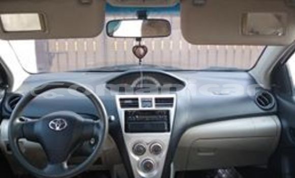 Buy Used Toyota Yaris White Car in Muscat in Masqat Buy Used Toyota Yaris White Car in Muscat in Masqat