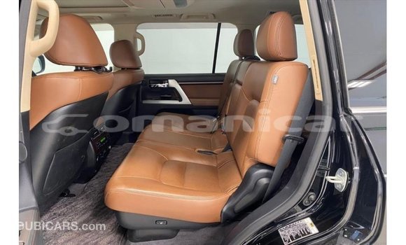Buy Import Toyota Land Cruiser Black Car in Import - Dubai in Dhufar Buy Import Toyota Land Cruiser Black Car in Import - Dubai in Dhufar