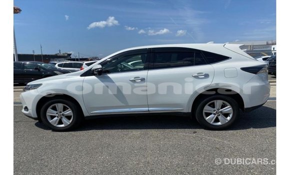 Buy Import Toyota Harrier White Car in Import - Dubai in Dhufar Buy Import Toyota Harrier White Car in Import - Dubai in Dhufar