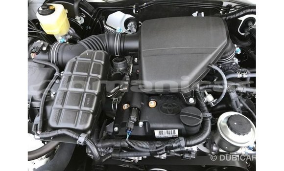 Buy Import Toyota Prado White Car in Import - Dubai in Dhufar Buy Import Toyota Prado White Car in Import - Dubai in Dhufar