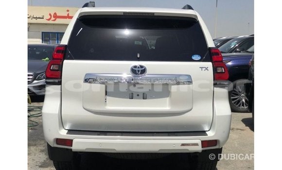 Buy Import Toyota Prado White Car in Import - Dubai in Dhufar Buy Import Toyota Prado White Car in Import - Dubai in Dhufar