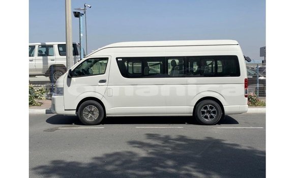 Buy Import Toyota Hiace White Car in Import - Dubai in Dhufar Buy Import Toyota Hiace White Car in Import - Dubai in Dhufar