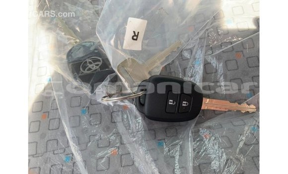 Buy Import Toyota Hiace White Car in Import - Dubai in Dhufar Buy Import Toyota Hiace White Car in Import - Dubai in Dhufar