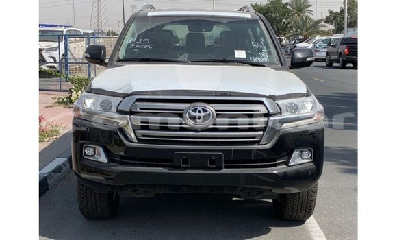 Buy Import Toyota Land Cruiser Black Car in Import - Dubai in Dhufar Buy Import Toyota Land Cruiser Black Car in Import - Dubai in Dhufar