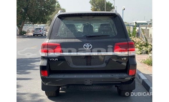 Buy Import Toyota Land Cruiser Black Car in Import - Dubai in Dhufar Buy Import Toyota Land Cruiser Black Car in Import - Dubai in Dhufar