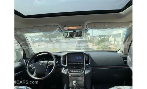 Buy Import Toyota Land Cruiser Black Car in Import - Dubai in Dhufar Buy Import Toyota Land Cruiser Black Car in Import - Dubai in Dhufar