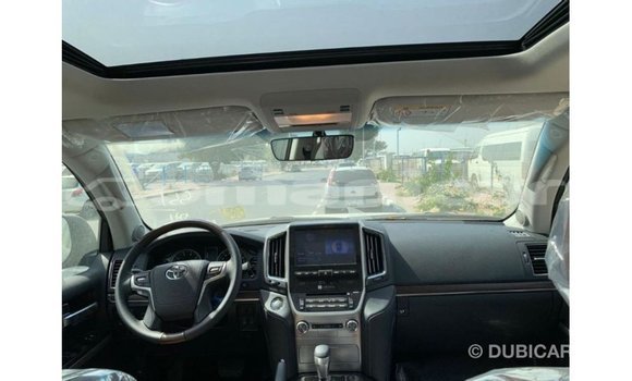 Buy Import Toyota Land Cruiser Black Car in Import - Dubai in Dhufar Buy Import Toyota Land Cruiser Black Car in Import - Dubai in Dhufar