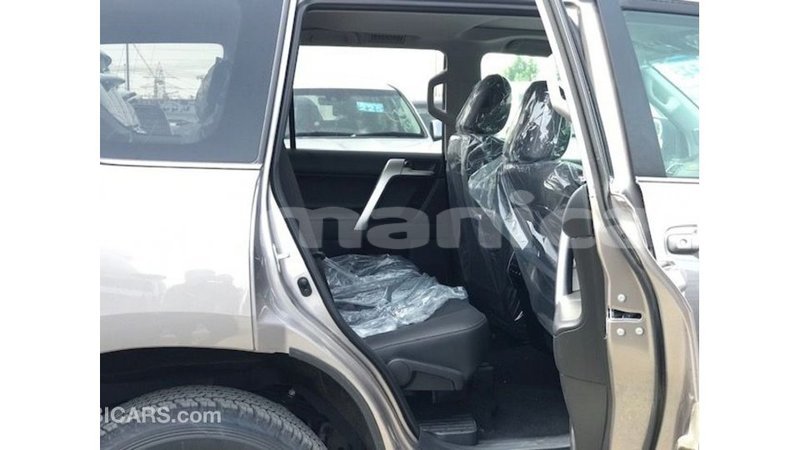 Big with watermark toyota prado dhufar import dubai 3729