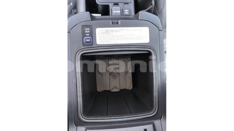 Big with watermark toyota prado dhufar import dubai 3729