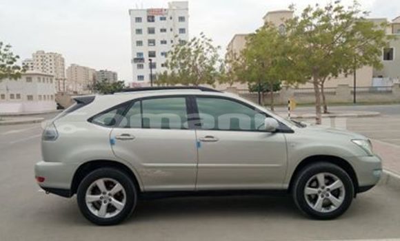 Buy Used Lexus RX 330 Other Car in Muscat in Masqat Buy Used Lexus RX 330 Other Car in Muscat in Masqat