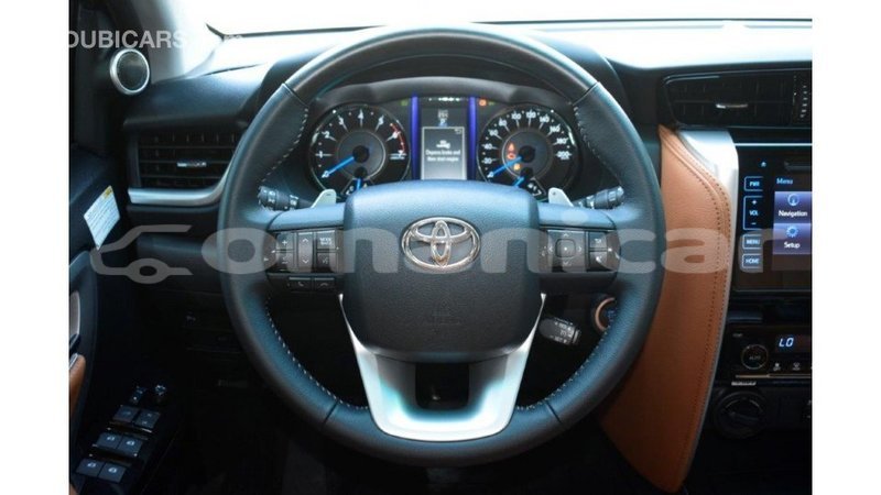 Big with watermark toyota fortuner dhufar import dubai 3730