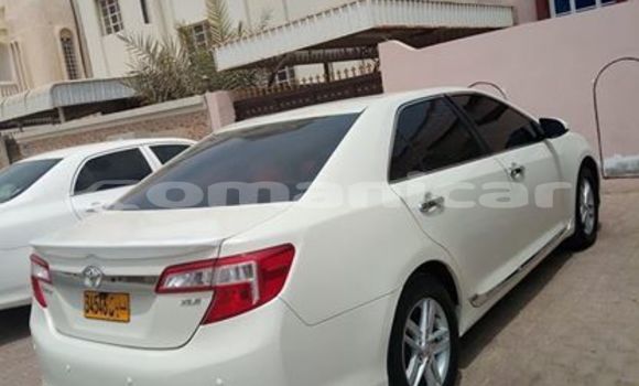 Buy Used Toyota Camry White Car in Muscat in Masqat Buy Used Toyota Camry White Car in Muscat in Masqat