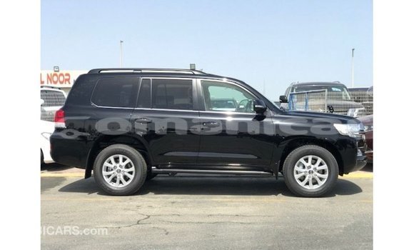 Buy Import Toyota Land Cruiser Black Car in Import - Dubai in Dhufar Buy Import Toyota Land Cruiser Black Car in Import - Dubai in Dhufar