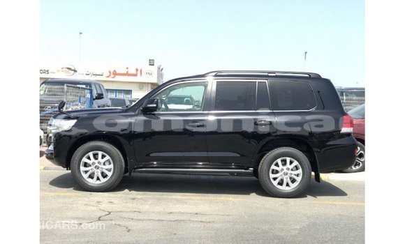 Buy Import Toyota Land Cruiser Black Car in Import - Dubai in Dhufar Buy Import Toyota Land Cruiser Black Car in Import - Dubai in Dhufar