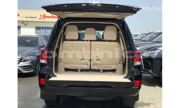 Buy Import Toyota Land Cruiser Black Car in Import - Dubai in Dhufar Buy Import Toyota Land Cruiser Black Car in Import - Dubai in Dhufar