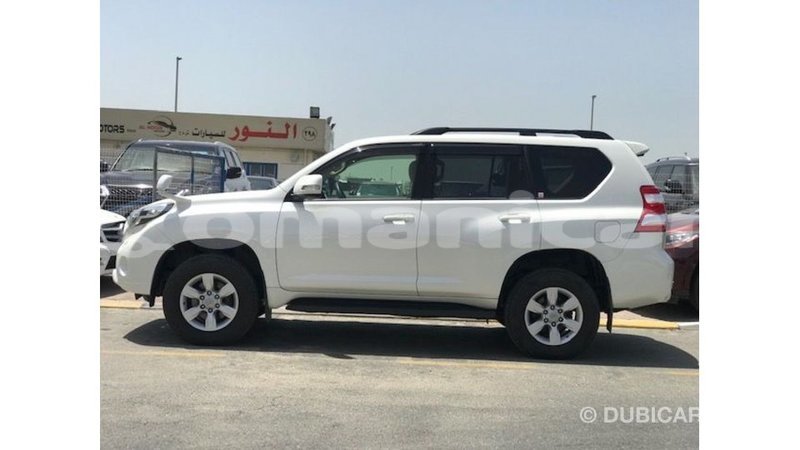 Big with watermark toyota prado dhufar import dubai 3733
