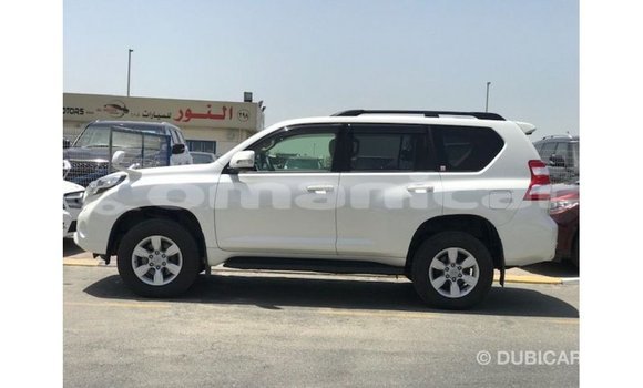 Buy Import Toyota Prado White Car in Import - Dubai in Dhufar Buy Import Toyota Prado White Car in Import - Dubai in Dhufar