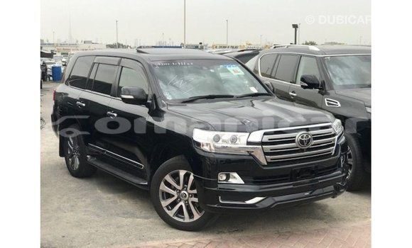 Buy Import Toyota Land Cruiser Black Car in Import - Dubai in Dhufar Buy Import Toyota Land Cruiser Black Car in Import - Dubai in Dhufar