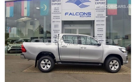 Buy Import Toyota Hilux Brown Car in Import - Dubai in Dhufar Buy Import Toyota Hilux Brown Car in Import - Dubai in Dhufar
