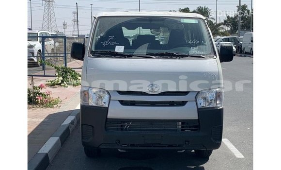 Buy Import Toyota Hiace White Car in Import - Dubai in Dhufar Buy Import Toyota Hiace White Car in Import - Dubai in Dhufar