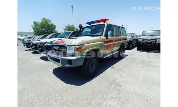 Buy Import Toyota Land Cruiser Beige Car in Import - Dubai in Dhufar Buy Import Toyota Land Cruiser Beige Car in Import - Dubai in Dhufar