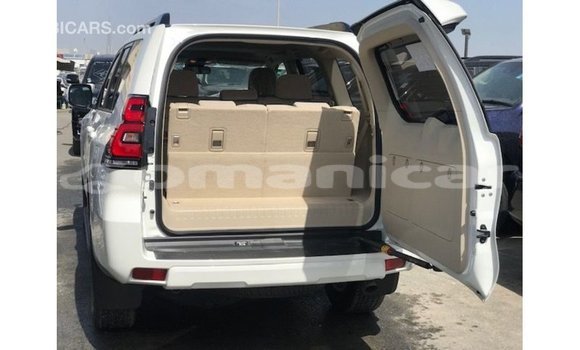 Buy Import Toyota Prado White Car in Import - Dubai in Dhufar Buy Import Toyota Prado White Car in Import - Dubai in Dhufar