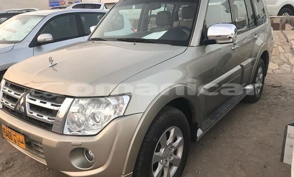 Buy Used Mitsubishi Pajero Beige Car in Masqat in Masqat Buy Used Mitsubishi Pajero Beige Car in Masqat in Masqat