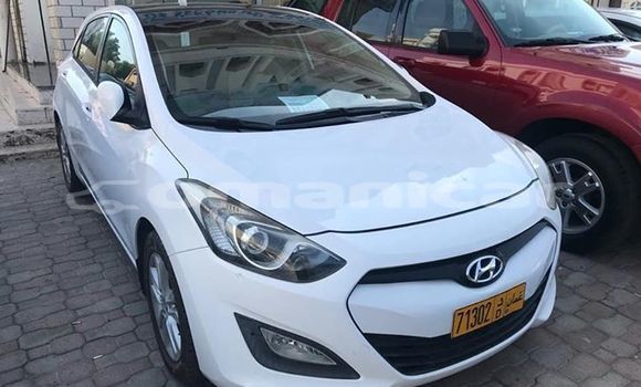 Buy Used Hyundai i30 White Car in Masqat in Masqat Buy Used Hyundai i30 White Car in Masqat in Masqat