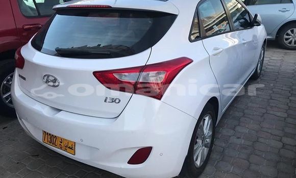 Buy Used Hyundai i30 White Car in Masqat in Masqat Buy Used Hyundai i30 White Car in Masqat in Masqat