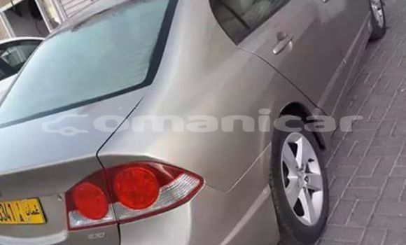 Buy Used Honda Civic Beige Car in Muscat in Masqat Buy Used Honda Civic Beige Car in Muscat in Masqat