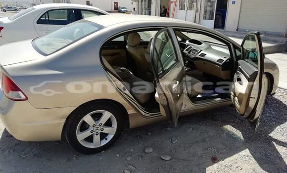 Buy Used Honda Civic Beige Car in Muscat in Masqat Buy Used Honda Civic Beige Car in Muscat in Masqat