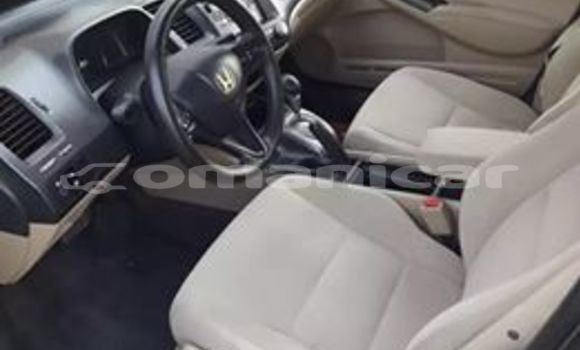 Buy Used Honda Civic Beige Car in Muscat in Masqat Buy Used Honda Civic Beige Car in Muscat in Masqat
