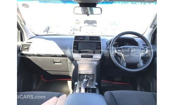 Buy Import Toyota Prado Black Car in Import - Dubai in Dhufar Buy Import Toyota Prado Black Car in Import - Dubai in Dhufar
