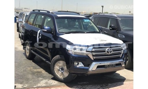 Buy Import Toyota Land Cruiser Blue Car in Import - Dubai in Dhufar Buy Import Toyota Land Cruiser Blue Car in Import - Dubai in Dhufar
