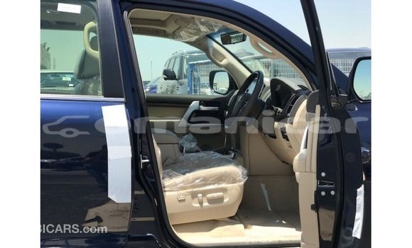 Buy Import Toyota Land Cruiser Blue Car in Import - Dubai in Dhufar Buy Import Toyota Land Cruiser Blue Car in Import - Dubai in Dhufar
