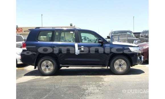 Buy Import Toyota Land Cruiser Blue Car in Import - Dubai in Dhufar Buy Import Toyota Land Cruiser Blue Car in Import - Dubai in Dhufar