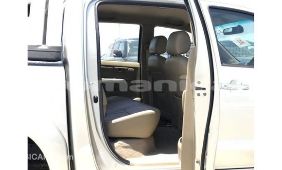 Buy Import Toyota Hilux Other Car in Import - Dubai in Dhufar Buy Import Toyota Hilux Other Car in Import - Dubai in Dhufar