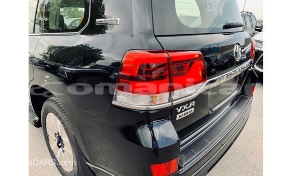 Buy Import Toyota Land Cruiser Black Car in Import - Dubai in Dhufar Buy Import Toyota Land Cruiser Black Car in Import - Dubai in Dhufar