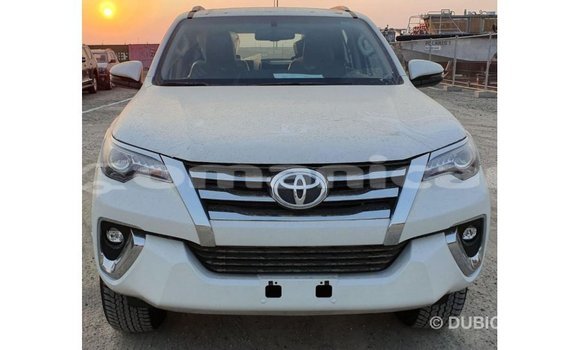 Buy Import Toyota Fortuner White Car in Import - Dubai in Dhufar Buy Import Toyota Fortuner White Car in Import - Dubai in Dhufar