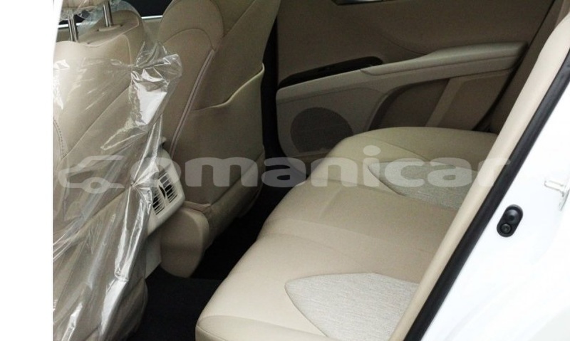 Big with watermark toyota camry masqat muscat 3797