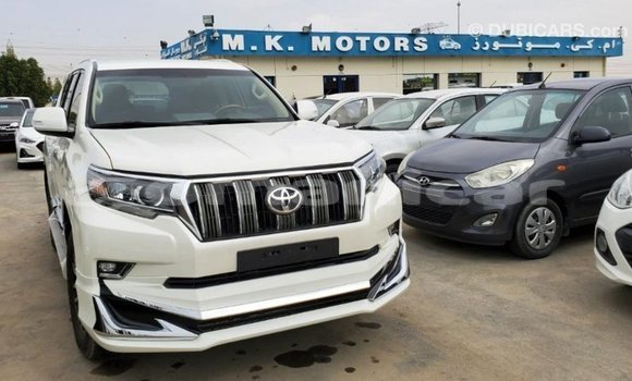 Buy Import Toyota Prado White Car in Import - Dubai in Dhufar Buy Import Toyota Prado White Car in Import - Dubai in Dhufar