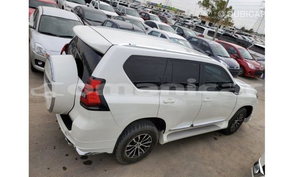 Buy Import Toyota Prado White Car in Import - Dubai in Dhufar Buy Import Toyota Prado White Car in Import - Dubai in Dhufar