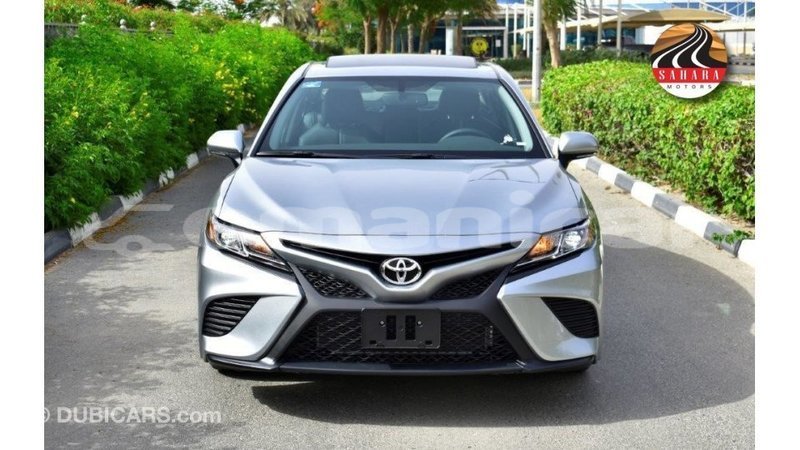 Big with watermark toyota camry dhufar import dubai 3803