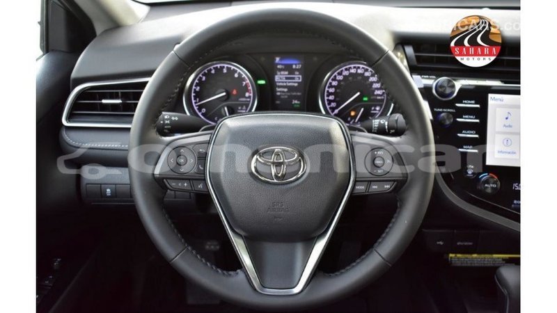 Big with watermark toyota camry dhufar import dubai 3803