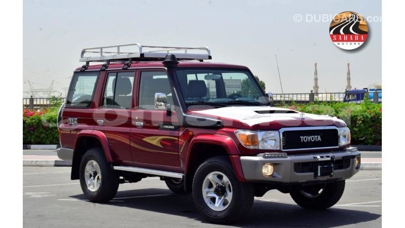 Big with watermark toyota land cruiser dhufar import dubai 3805