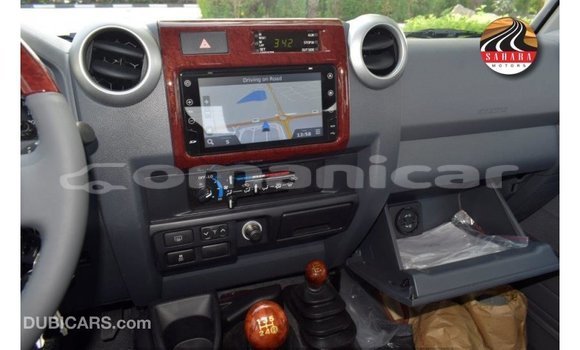 Buy Import Toyota Land Cruiser Red Car in Import - Dubai in Dhufar Buy Import Toyota Land Cruiser Red Car in Import - Dubai in Dhufar