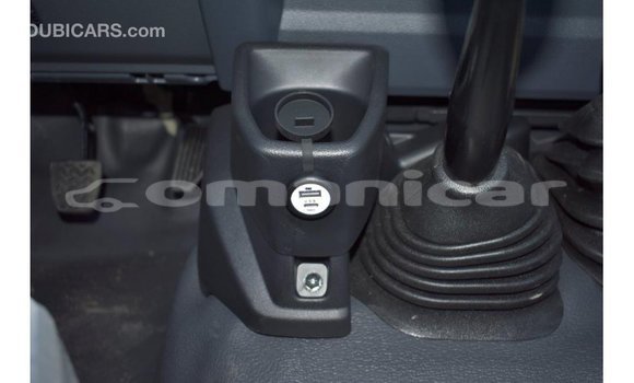 Buy Import Toyota Land Cruiser Beige Car in Import - Dubai in Dhufar Buy Import Toyota Land Cruiser Beige Car in Import - Dubai in Dhufar