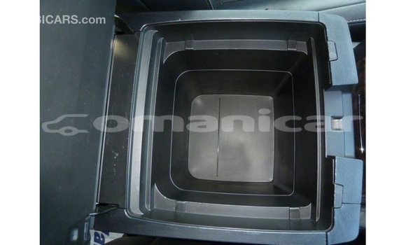 Buy Import Toyota Land Cruiser White Car in Import - Dubai in Dhufar Buy Import Toyota Land Cruiser White Car in Import - Dubai in Dhufar