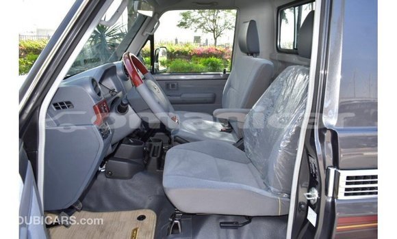 Buy Import Toyota Land Cruiser Other Car in Import - Dubai in Dhufar Buy Import Toyota Land Cruiser Other Car in Import - Dubai in Dhufar