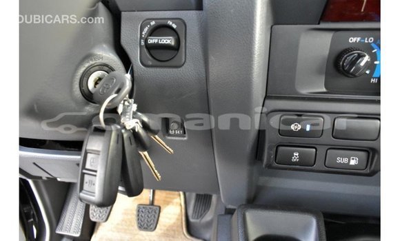 Buy Import Toyota Land Cruiser Other Car in Import - Dubai in Dhufar Buy Import Toyota Land Cruiser Other Car in Import - Dubai in Dhufar